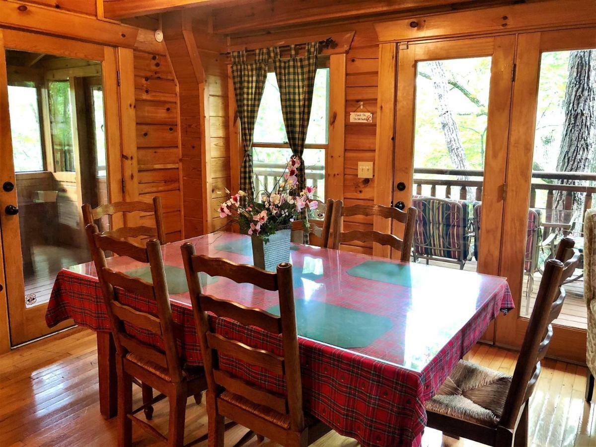 Villa Bear Pleasures Cabin Gatlinburg Exterior foto