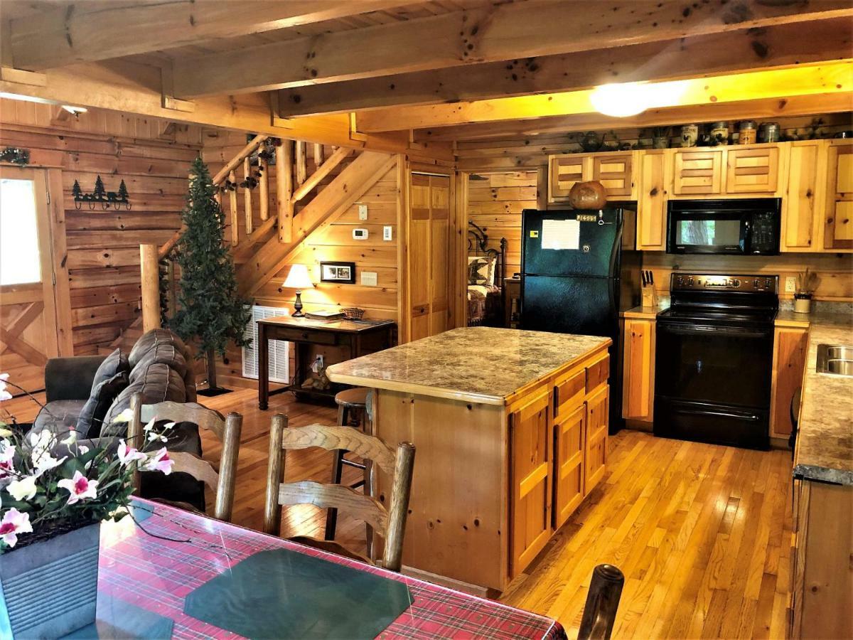 Villa Bear Pleasures Cabin Gatlinburg Exterior foto